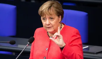 Angela Merkel pide a Europa que "vuelva a ser fuerte"