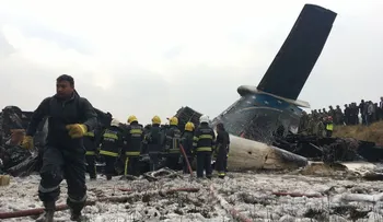 Al menos 40 muertos en avión de pasajeros que se se estrelló en el aeropuerto de Katmandú, Nepal