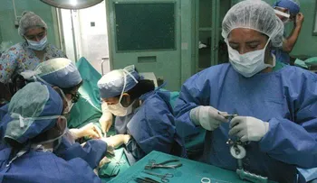 Niño de tres años sobrevive a un trasplante de cinco órganos en EE.UU.