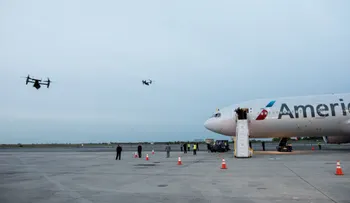 Hombre entró a pista de aeropuerto con la esperanza de conocer al papa