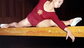 Fallece de cáncer a los 74 años la gimnasta Vera Caslavska
