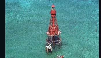 Repatriarán a cubanos que treparon a un faro porque "no es tierra seca"