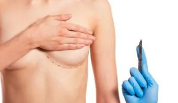 Los implantes de pecho aumentan el riesgo de cáncer