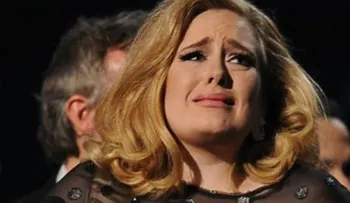 Adele revela que sufrió de depresión posparto