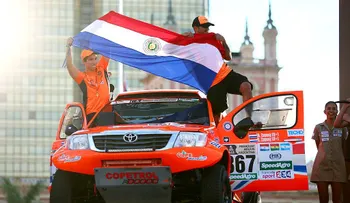 El Dakar comenzó su largo recorrido en Paraguay