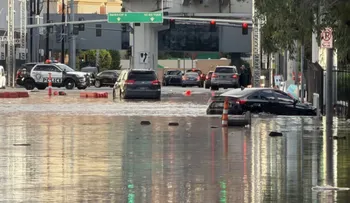 Tormenta histórica inunda Las Vegas y rompe récord de lluvia de octubre vigente desde 1947