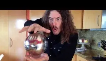 La Bola Mágica Flotante (Video)