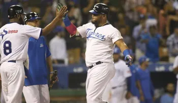Aguilas vencen 3-2 a las Estrellas; Licey propina una paliza 10-4 a los Leones, y los Toros ganan 7-3 a los Gigantes 