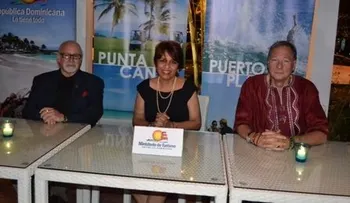 Santo Domingo de Fiesta ofrece presentación de lujo con Dolfiâ??s Universe.
