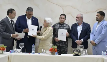 Ministerio de Interior y Policía elabora "Código de Ética de la Policía Nacional" para fortalecer relaciones entre policías y ciudadanos
