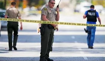 Detienen a hombre armado que ingresó a universidad de Arkansas
