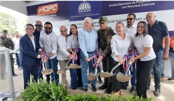 Obras Públicas inicia construcción del puente de Guayajayuco