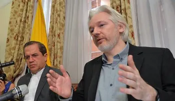 Ecuador: Assange será interrogado en próximos días en embajada