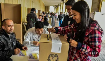 Elecciones en Colombia: votantes elegirán a miembros del Congreso y dos candidatos a la presidencia