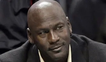 Inicia juicio por uso no autorizado del nombre de Michael Jordan 