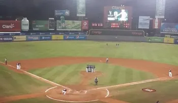 Los Tigres olvidan como ganar; pierde segundo del Escogido
