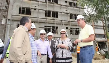 Autoridades de Salud Pública y OISOE supervisan remozamiento Hospital Cabral y Báez