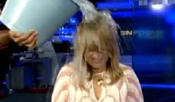 Nuria Piera cumple desafío "cubo de agua fría" y reta a Danilo ordenar un presupuesto especial para enfermos