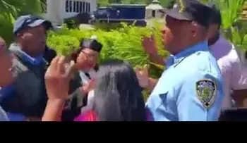 Ordenan apresar vicealcaldesa de Mao, Zaida Polanco y se arma un forcejeo