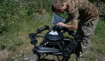 Trump pidió a Musk levantar el límite de velocidad de Starlink usado por drones militares en Ucrania