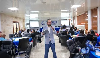 Contraloría impulsa creatividad institucional con taller de innovación a colaboradores