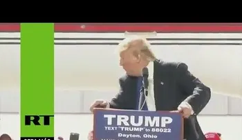Video: Trump se lleva un susto al ser protegido por agentes secretos de un supuesto agresor
