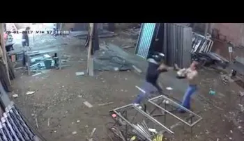 Una colombiana se enfrenta a un ladrón armado y sobrevive a un disparo