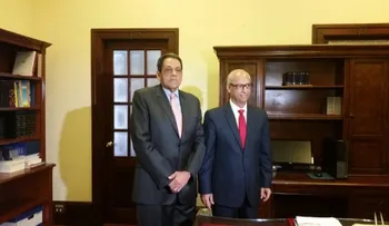 Juramentan Consultor Jurídico PE; y está en su despacho 