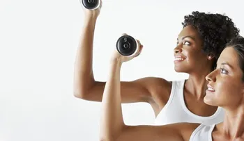 ¿Qué es primero: Cardiovascular o pesas?