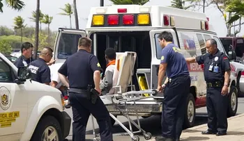 Adolescente viajó de polizón desde California a Hawai en el tren de aterrizaje de un avión 