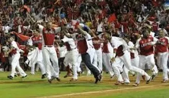 Estrellas derrotan 7-3 a los Toros y Escogido 3 por 2 al Licey 