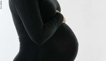 Detienen en Francia a mujer que escondía explosivos en falso vientre de embarazada
