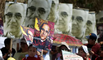 Obispos salvadoreños pedirán al papa la pronta canonización de monseñor Romero