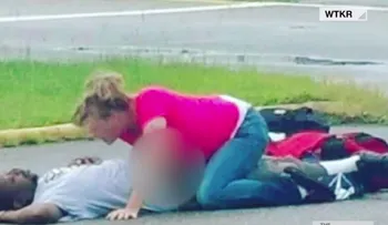 Pareja explica porqué tuvieron relaciones sexuales en un estacionamiento