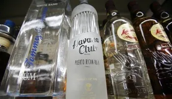 EEUU listo para darle la bienvenida al ron cubano 