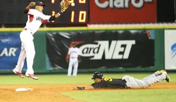Los Leones derrotan 3-2 a las Águilas 