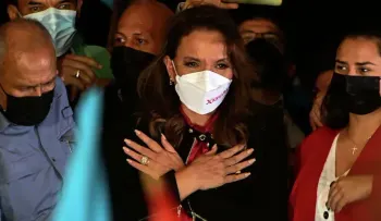 Xiomara Castro: "Hoy inicia el Gobierno del pueblo" en Honduras
