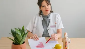 Nutricionista explica por qué las digestiones son más pesadas en verano