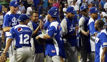 Villanueva abrirá primer juego del Escogido en la Serie Final; seguirán Valdez y Leroux