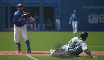 Casali rompe empate en victoria de Rays sobre Azulejos 