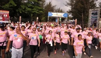 En Santiago realizan caminata contra la violencia de género