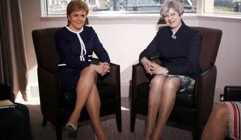 Polémica por titular sexista del Daily Mail sobre las primeras ministras de Gran Bretaña y Escocia