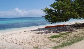 Muere buzo al ser impactado por bote en playa de Puerto Plata