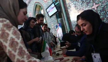 Rouhani busca un segundo mandato en Irán frente a los conservadores