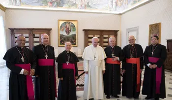 Obispos de Venezuela entregan informe al papa Francisco sobre fallecidos durante las protestas