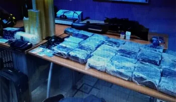 Ocupan 36 paquetes de drogas y RD$336 mil casa de Los Ríos