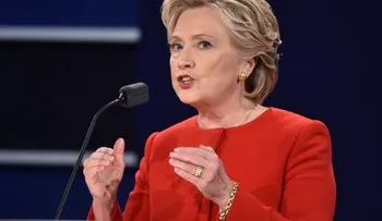 Clinton arranca el debate abogando porque â??los ricos paguen su parte justa
