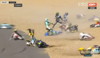 Moto GP: perdió aceite y causó un accidente multitudinario en Francia