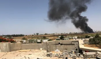 Al menos 40 muertos y 80 heridos por bombardeo a centro de migrantes en Libia