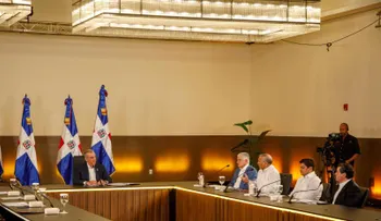 Abinader anuncia reorganización de la calle Del Sol y avances en seguridad y transporte en Santiago